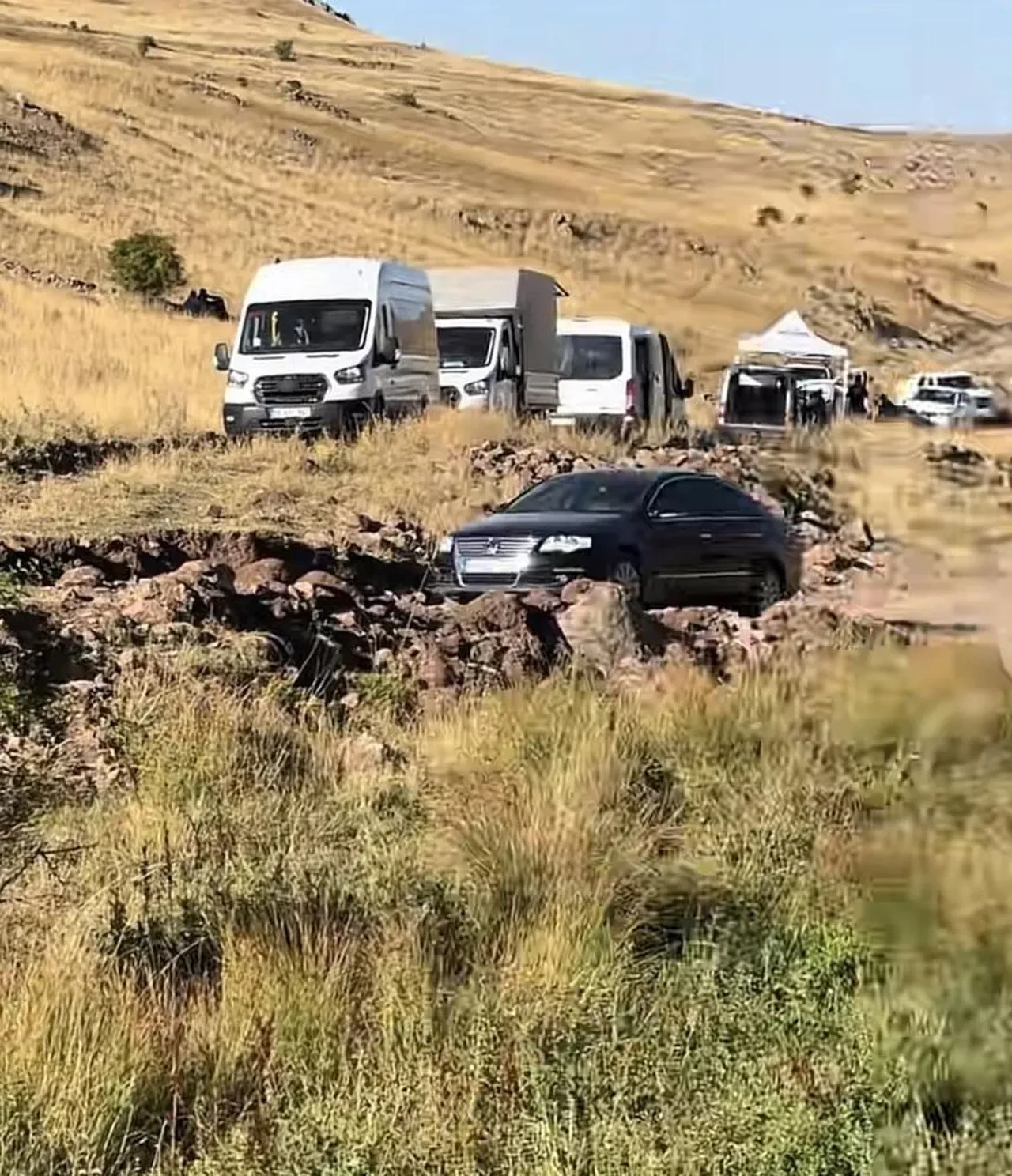 Sivas Divriği yaylasında çadırda kaybolan 11 aylık Büşra bebeğin kanlı elbiseleri bulundu