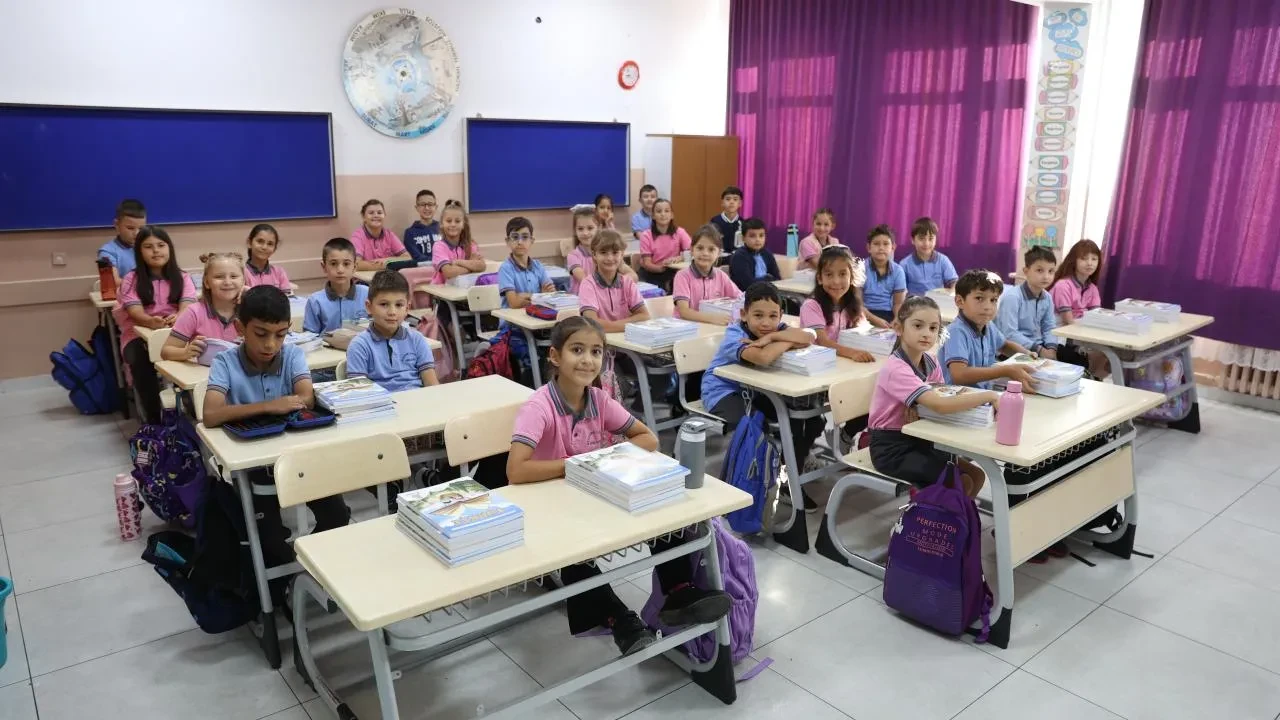 Ara tatil kalktı mı, bu dönem yapılacak mı? MEB 2026-2027 ara tatil tarihi ne zaman, kaldırıldı mı? 