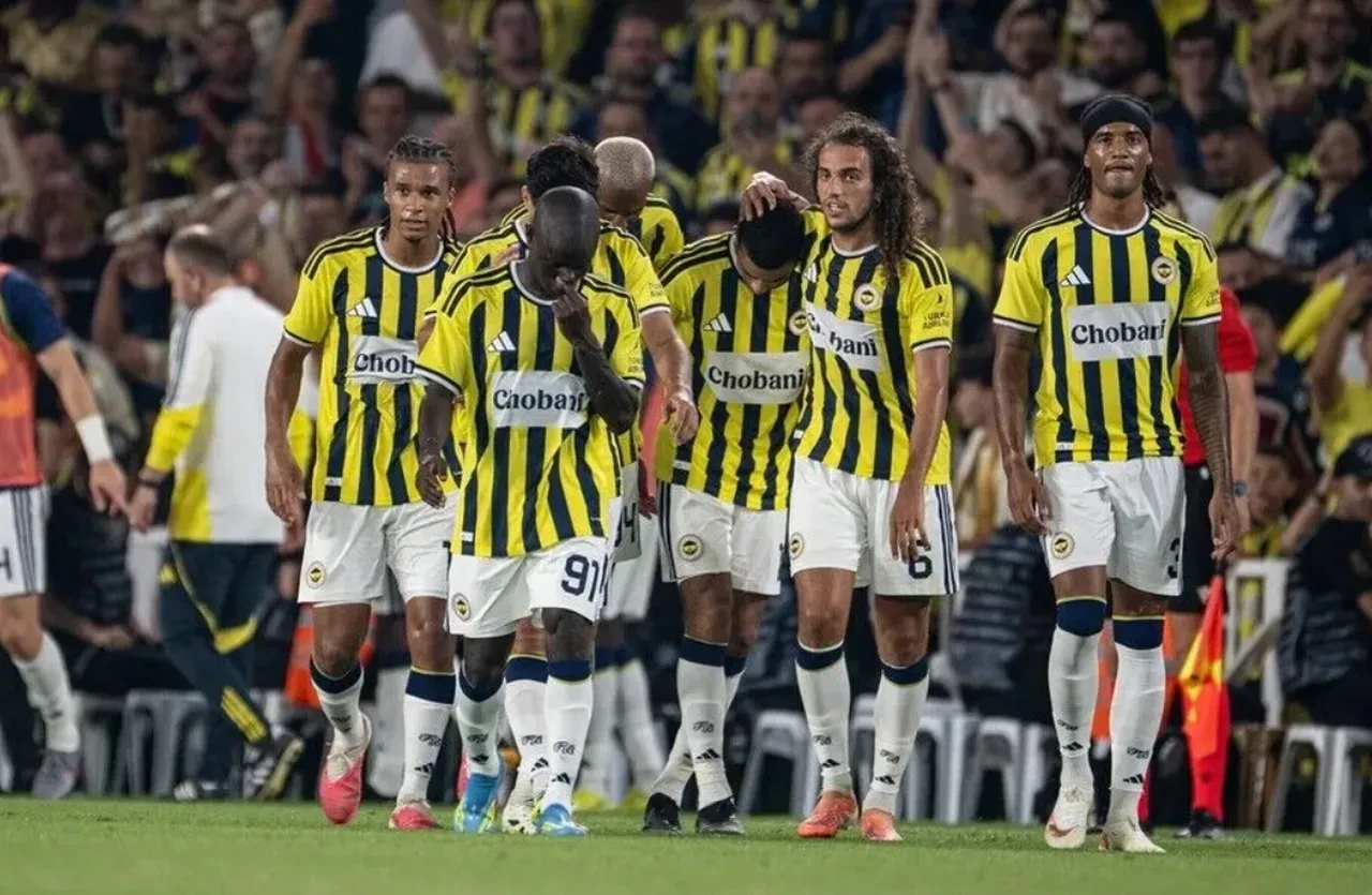 Gaziantep Fenerbahçe CANLI şifresiz nereden izlenir? Canlı maç yayını başlıyor