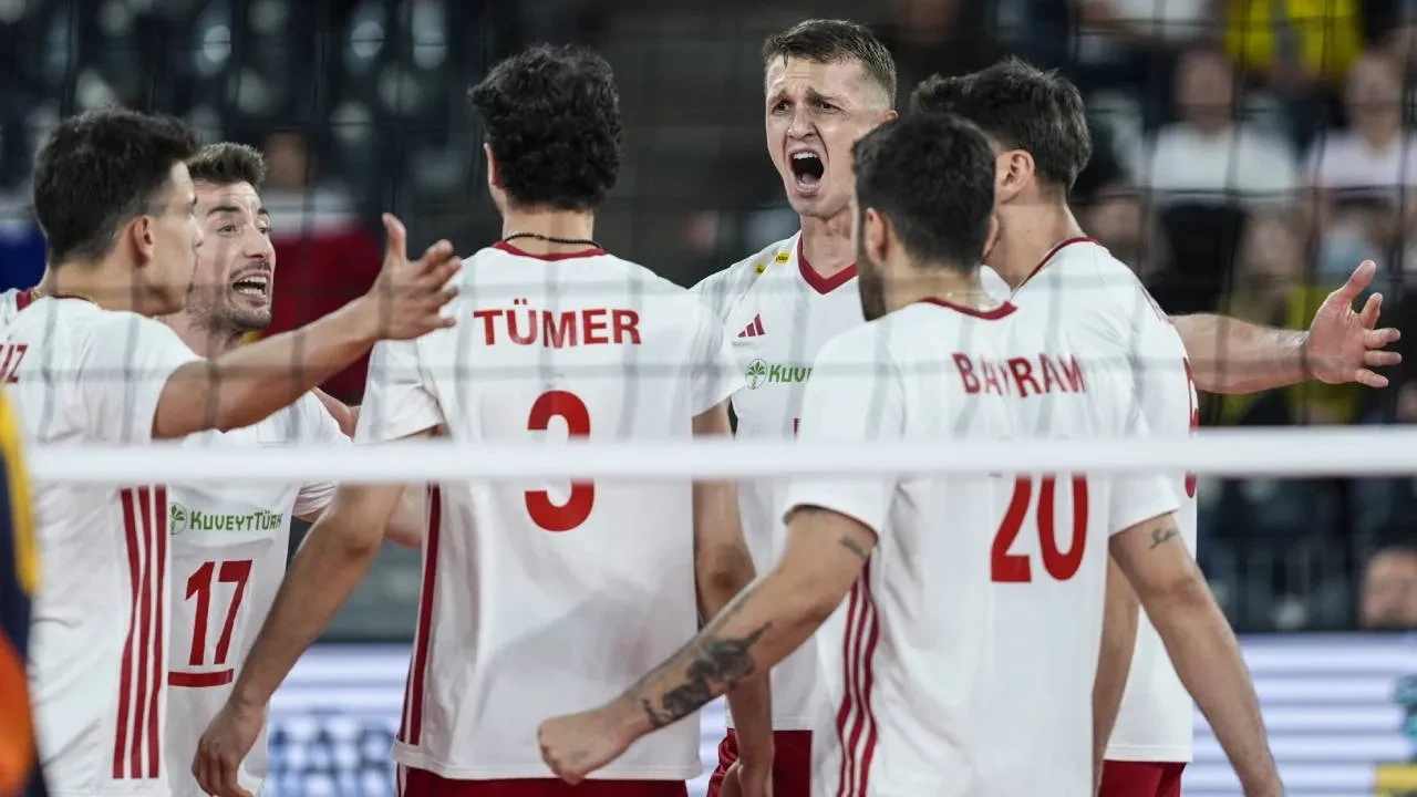 Filenin Efeleri, Romanya'ya mağlup oldu! Milliler, 3-1'lik skorla kaybetti