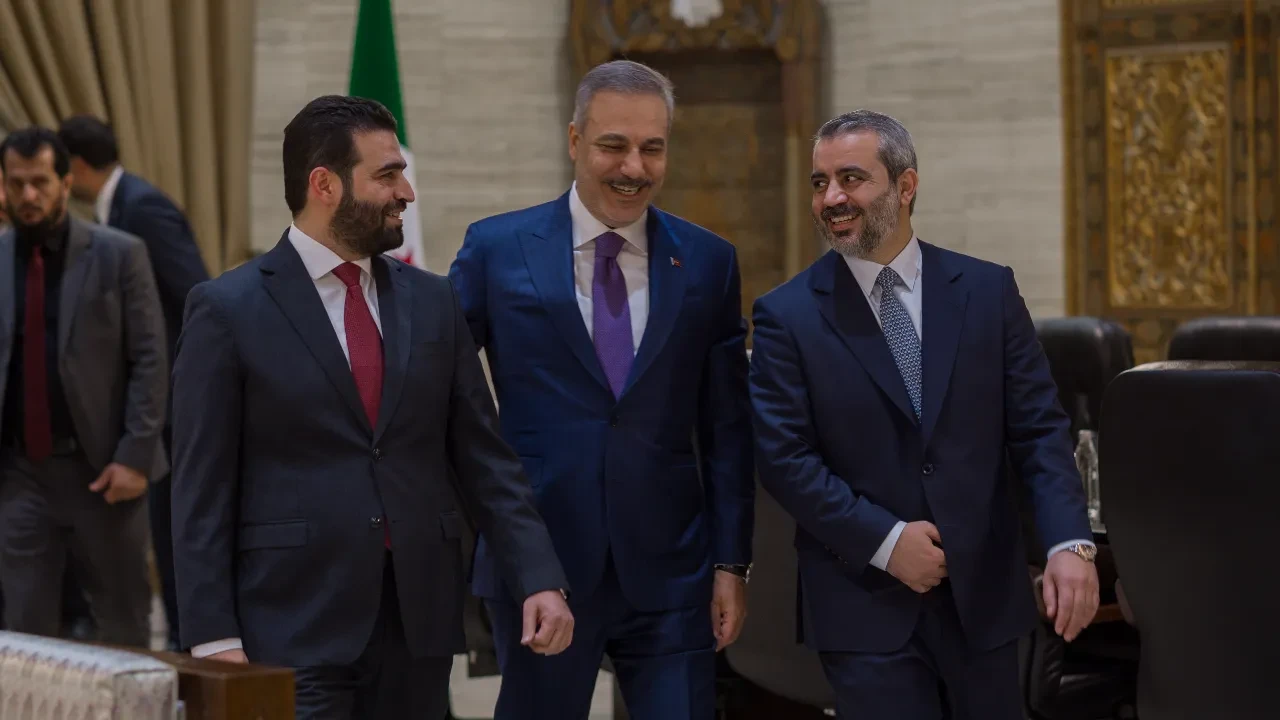 Hakan Fidan'dan Şam temasları sonraskı net mesaj: 