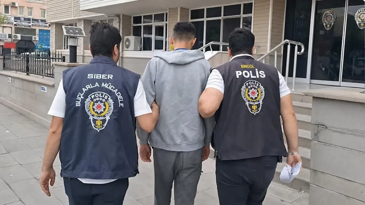 Hesaplarda milyonlarca liralık hareketlilik! Şafak operasyonuyla yakalandılar