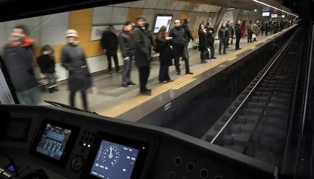 İstanbul metrosunda kış tarifesi başlıyor: Okulun ilk günüyle beraber yeni dönem