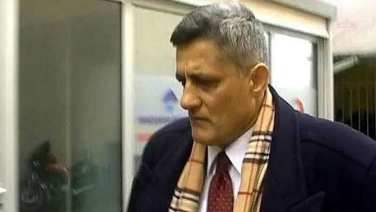 Kaşif Kozinoğlu evli mi? Kaşif Kozinoğlu eşi kimdir? Kaşif Kozinoğlu çocukları var mı?