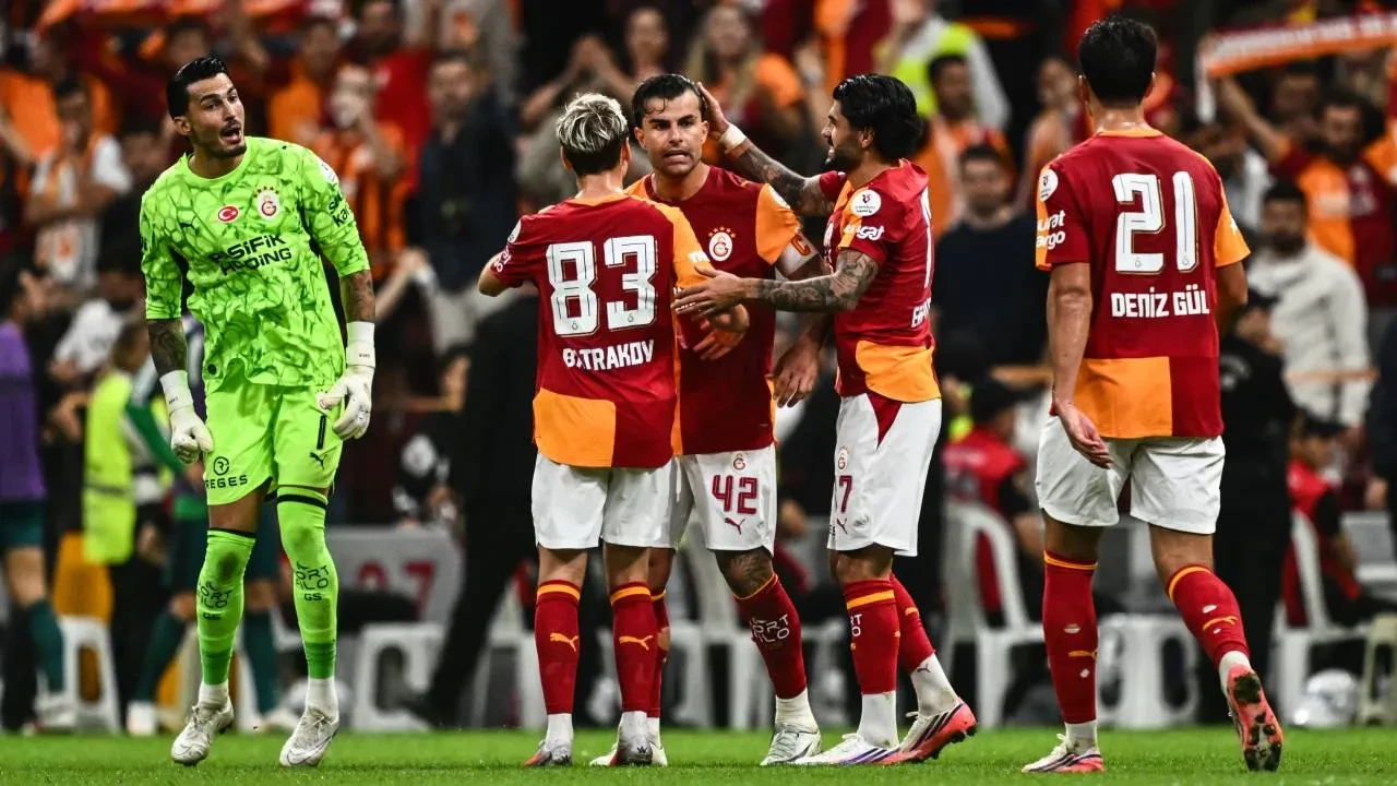 Okan Buruk'tan hakem isyanı! "Ben olsam hakemlik hayatını bitiririm"