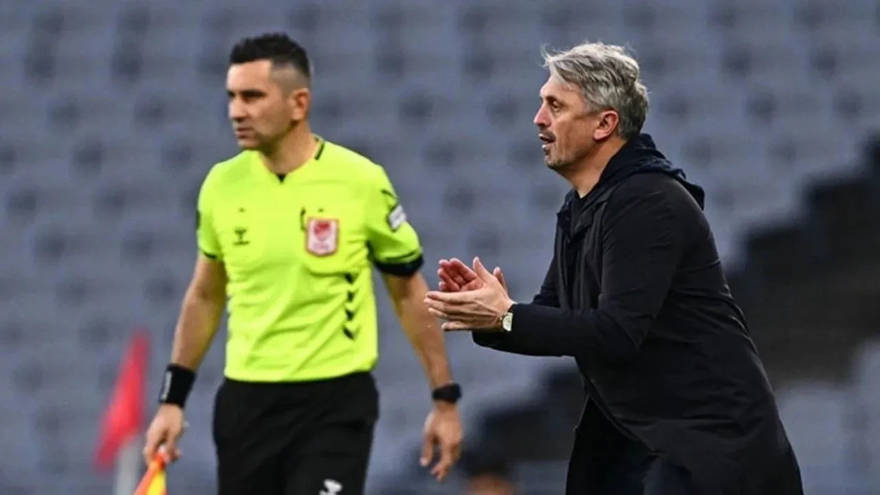 Orhan Ak kimdir? Orhan Ak daha önce hangi takımlarda oynadı? Orhan Ak evli mi, çocukları var mı?