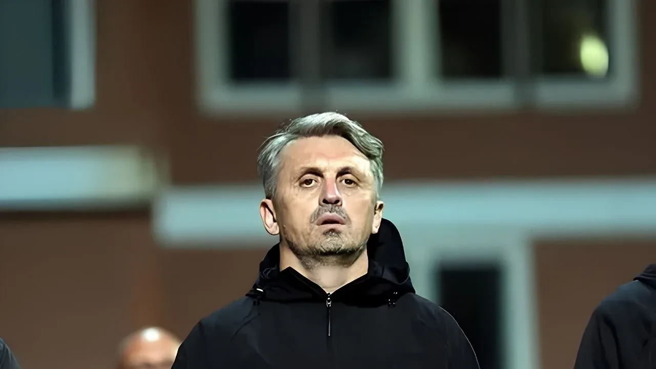 Orhan Ak kimdir? Orhan Ak daha önce hangi takımlarda oynadı? Orhan Ak evli mi, çocukları var mı?
