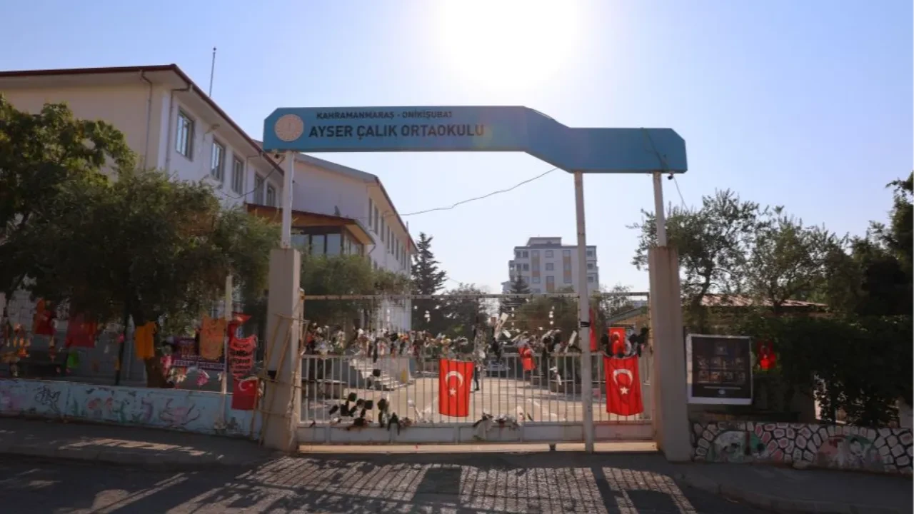 Saldırının ardından kapatılan Ayser Çalık Ortaokulu'nda sessizlik hakim