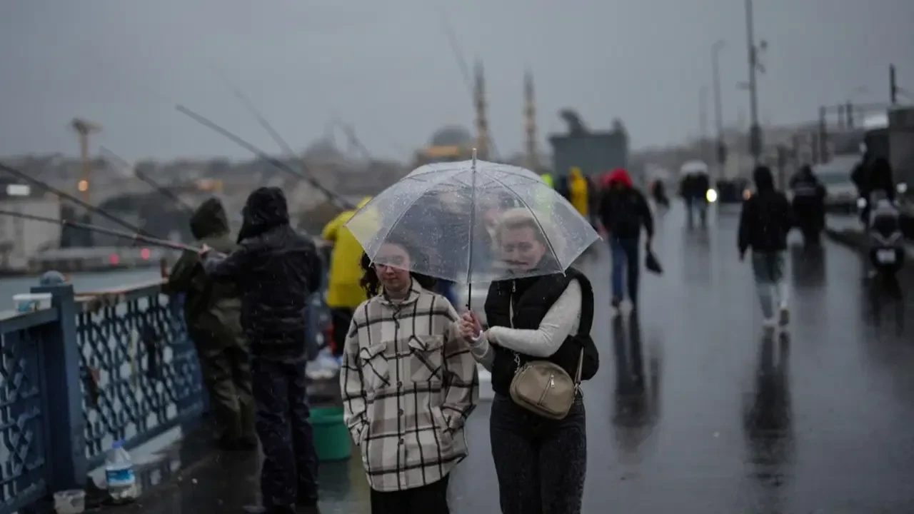 15 Eylül 2026 hava durumu | Meteoroloji'den birçok il için sağanak uyarısı: Balkanlardan soğuk hava geliyor