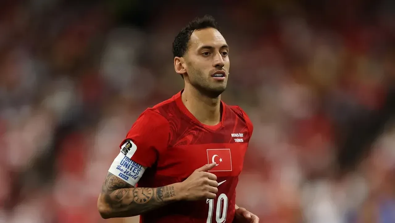 A Milli Takım'a Hakan Çalhanoğlu şoku! Inter açıkladı: Uluslar Ligi'ni kaçırabilir