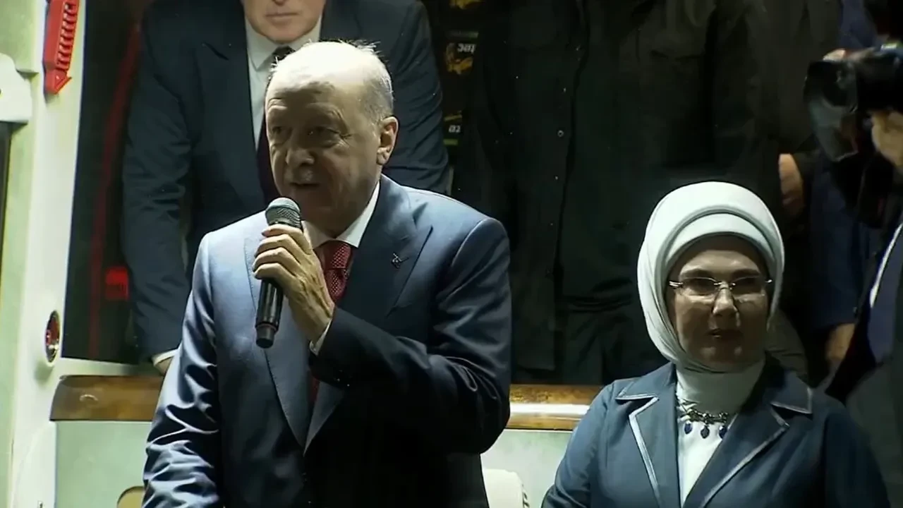 AK Parti Sözcüsü Ömer Çelik'ten erken seçim açıklaması: Türkiye'nin gündeminde yok