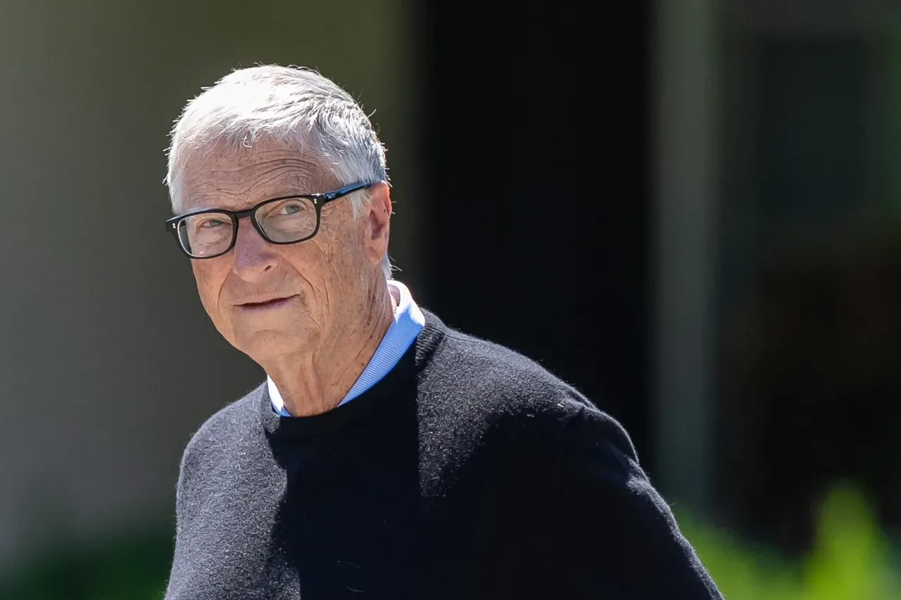 Bill Gates'ten yapay zeka uyarısı: Hükümetler bu değişime hazır değil