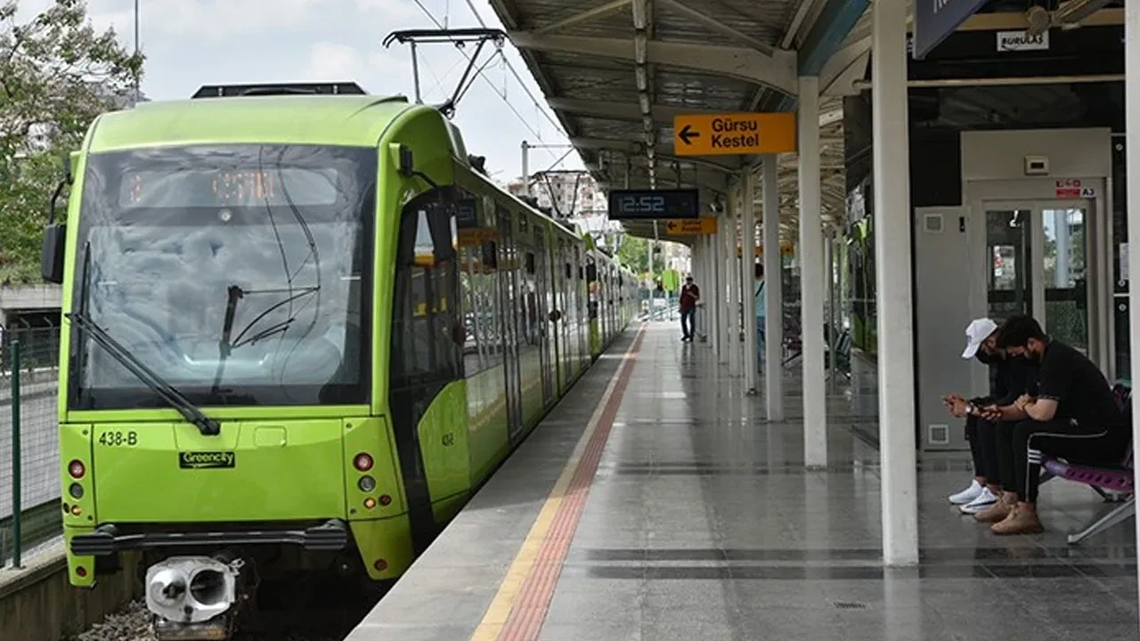 Bursa’dav toplu ulaşıma yüzde 25 zam geldi: İşte metro ve otobüslerin yeni bilet tarifesi