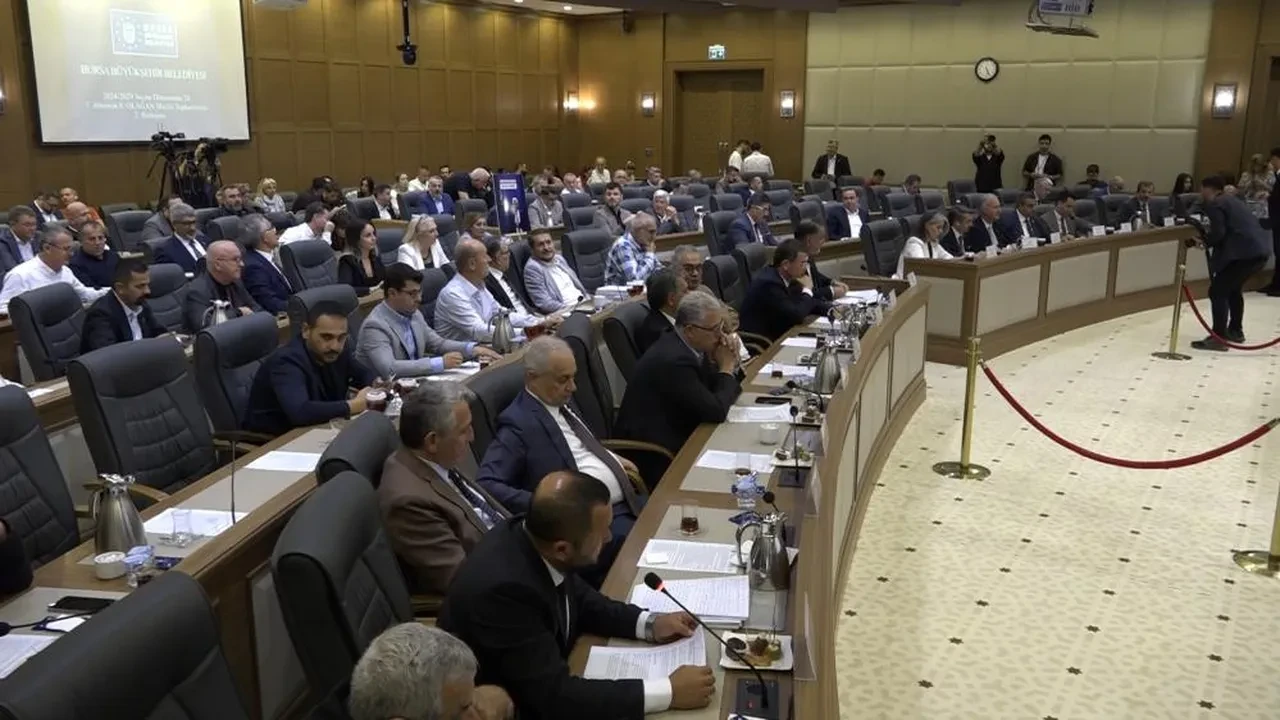 Bursa’dav toplu ulaşıma yüzde 25 zam geldi: İşte metro ve otobüslerin yeni bilet tarifesi