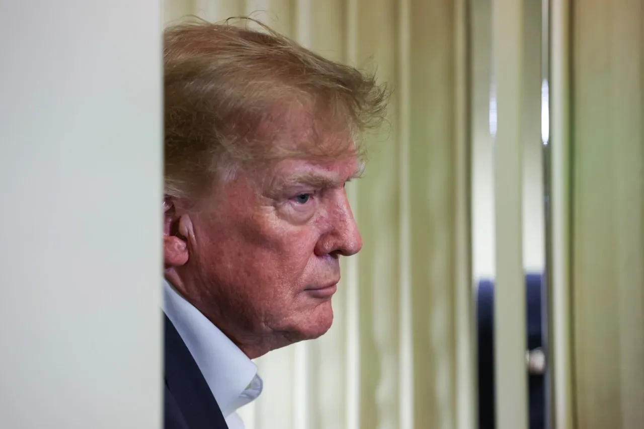 Donald Trump'tan "yapay zekayı yavaşlatın" çağrılarına net cevap!
