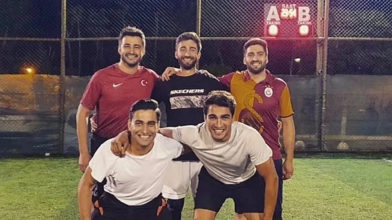 Mert Ramazan Demir'in abisi Fatih Demir evlendi! Görenler ikiz kardeşi zannetti, benzerlik pes dedirtti