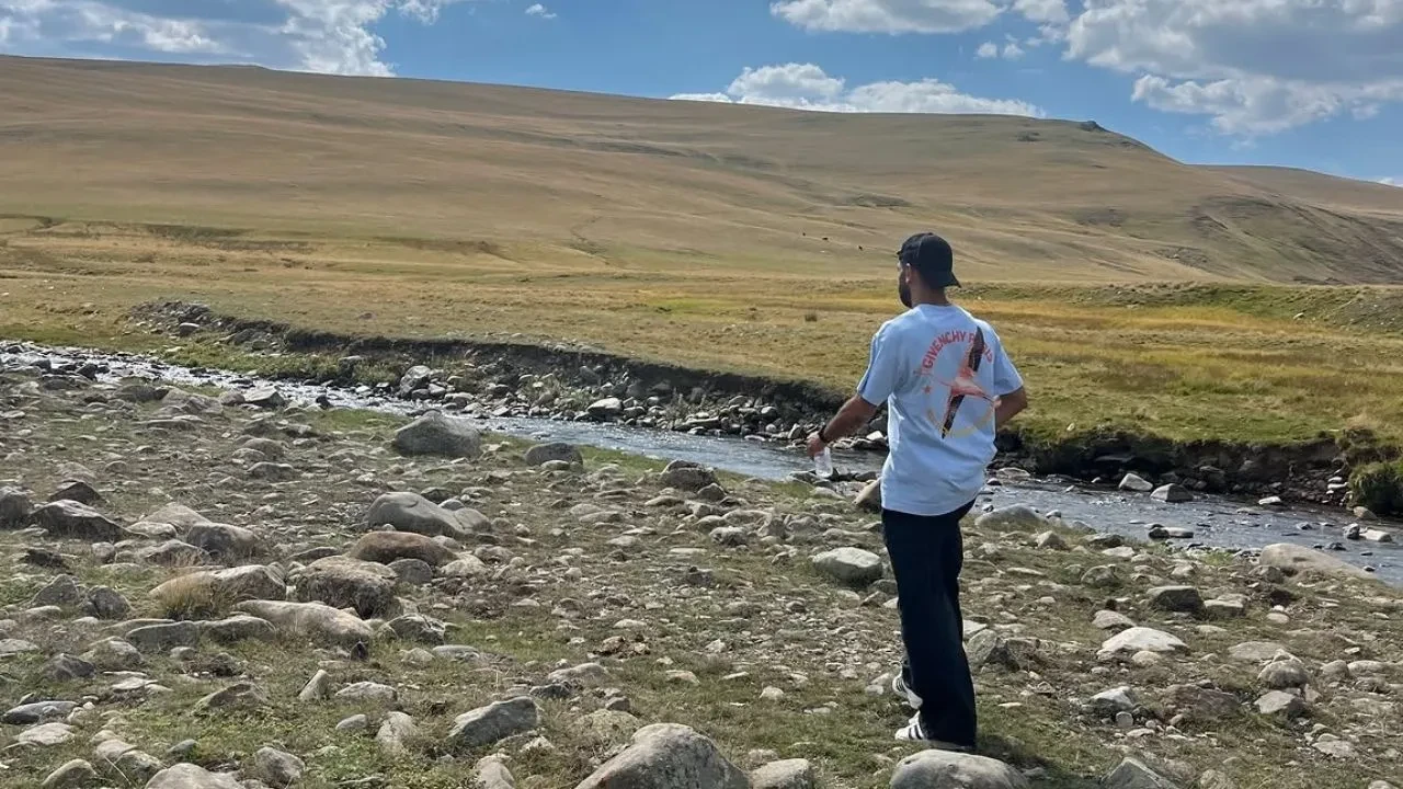 Muhammed Salah Trabzon yaylalarında! Dünyaca ünlü yıldızdan doğayla iç içe pozlar