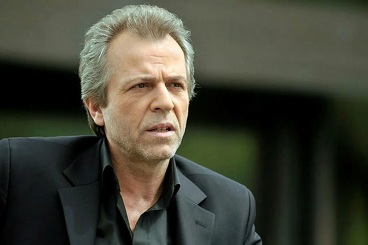 Raci Şaşmaz'ın Kaşif Kozinoğlu savunmasında çarpıcı 'İskender Büyük' detayı: 'Dizide öldü ancak...'
