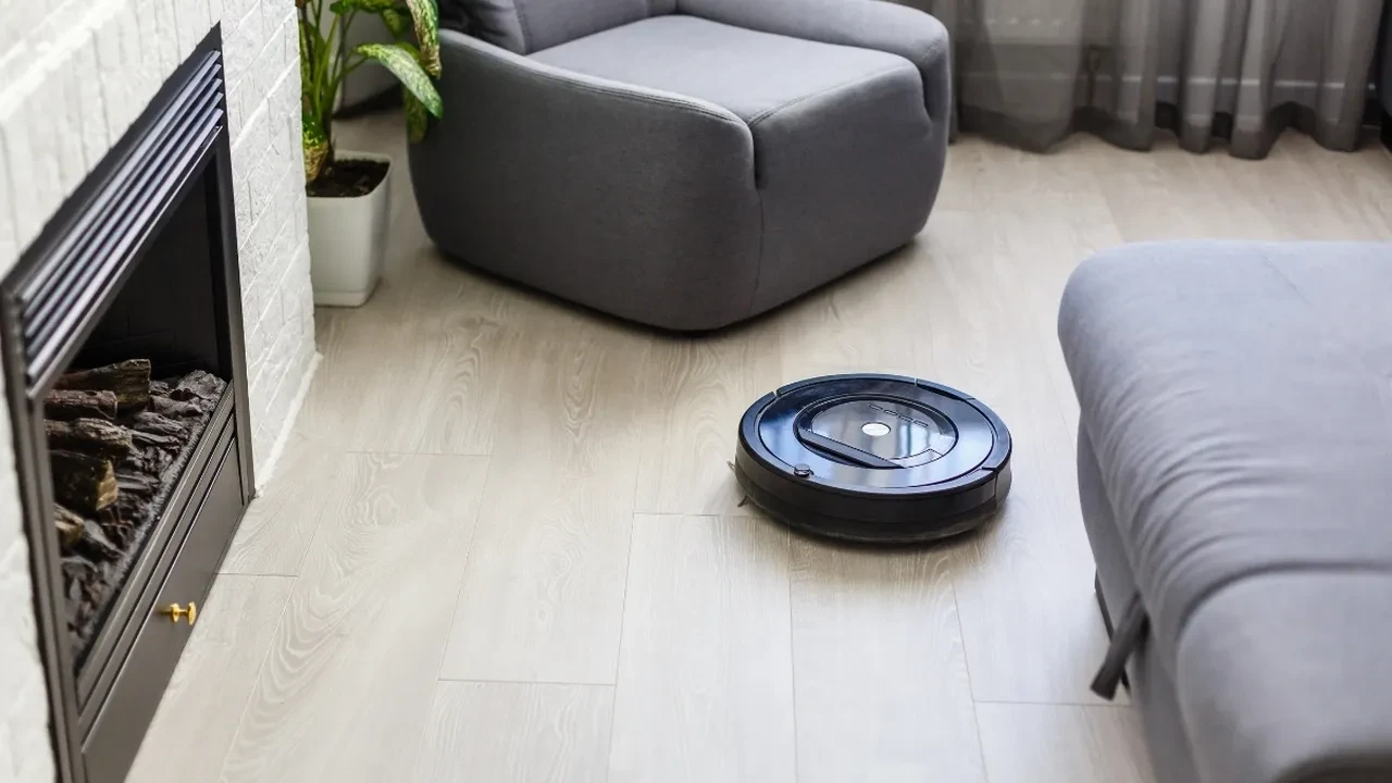 Robot süpürgeyi temizlerken sakın bu detayı atlamayın! Ben de yeni keşfettim