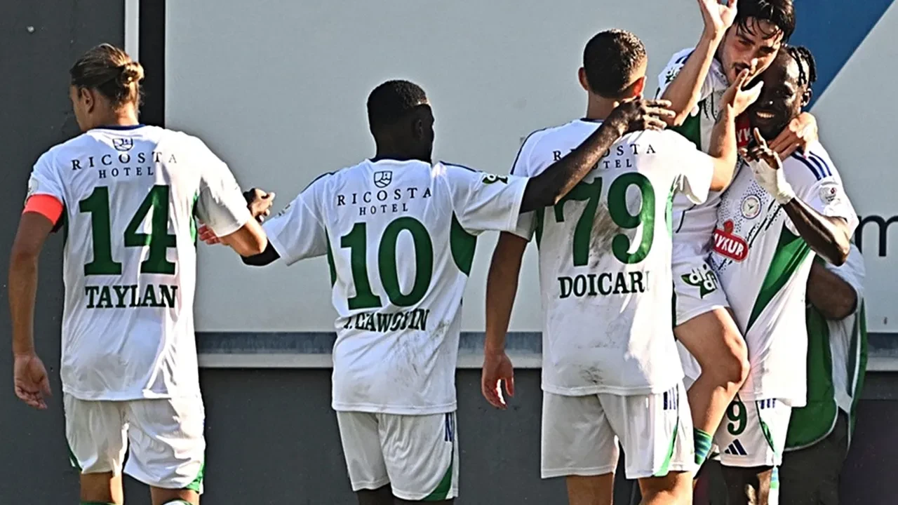 Süper Lig'de şampiyonluk ihtimalleri değişti! İşte tahmini sezon sonu tablosu