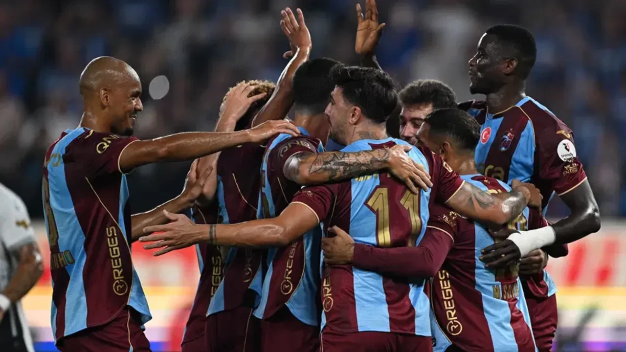 Süper Lig'de şampiyonluk ihtimalleri değişti! İşte tahmini sezon sonu tablosu