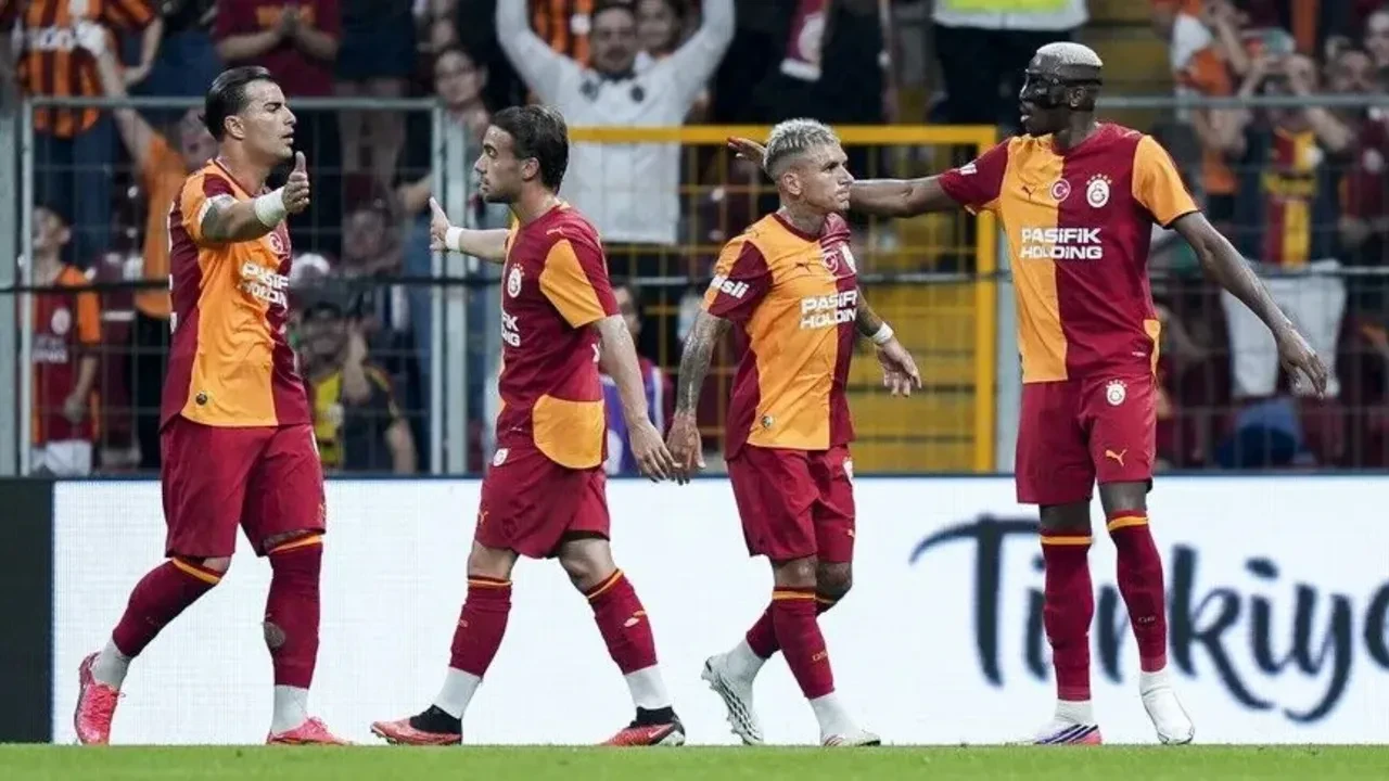 Süper Lig'de şampiyonluk ihtimalleri değişti! İşte tahmini sezon sonu tablosu