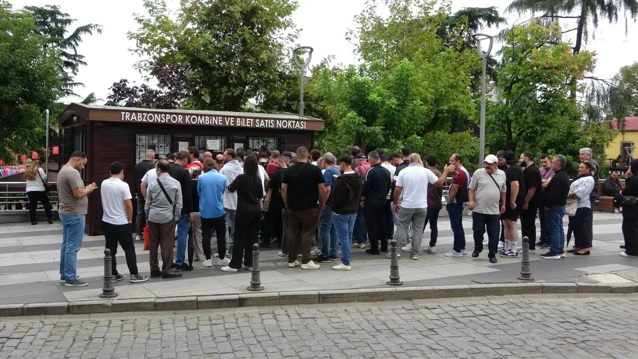 Trabzonspor-Galatasaray derbisiyle ilgili sıcak gelişme! Trabzonspor'dan duyuru geldi