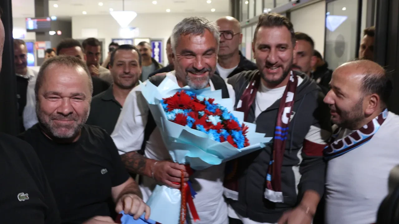 Trabzonspor'da Reis dönemi başlıyor! Alman teknik direktör Trabzon'a geldi