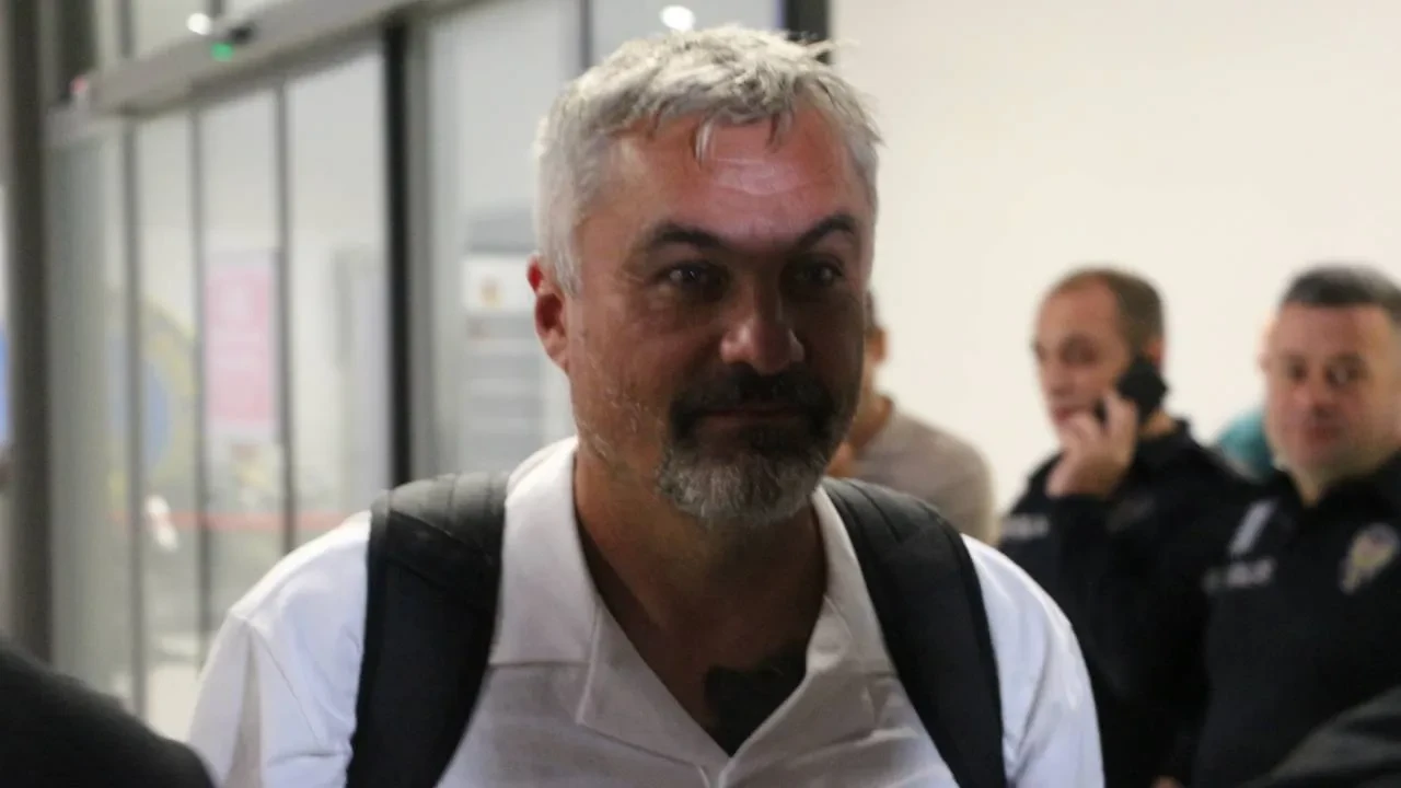 Trabzonspor'da Reis dönemi başlıyor! Alman teknik direktör Trabzon'a geldi