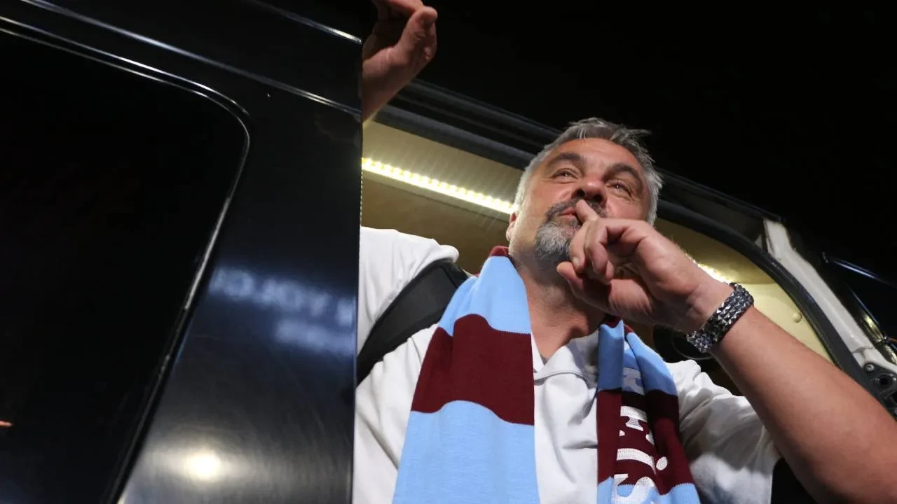 Trabzonspor'da Reis dönemi başlıyor! Alman teknik direktör Trabzon'a geldi