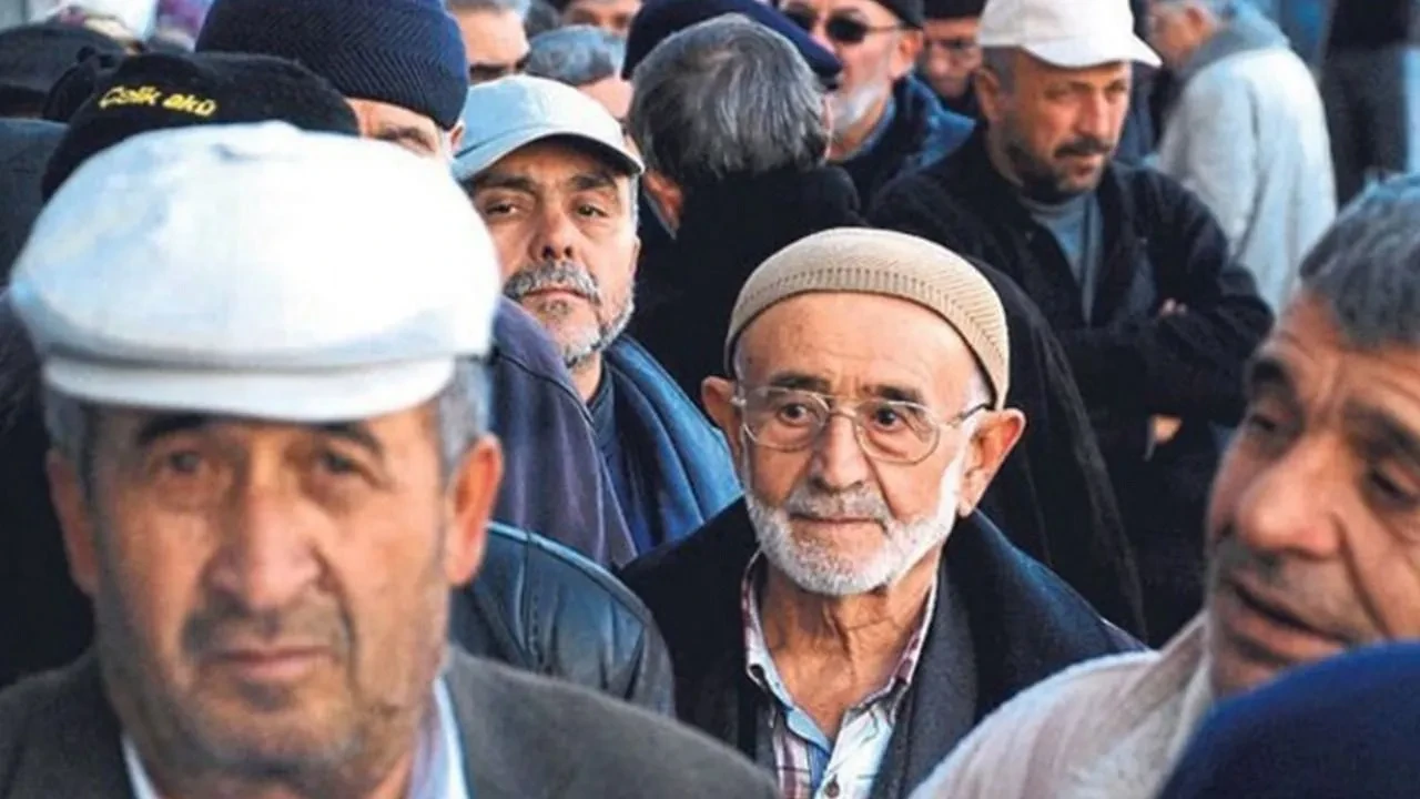 5 soruda yaşlılar için bakım sigortası: Primleri kim ödeyecek, sistem ne zaman başlayacak?