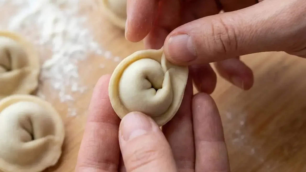 Azerbaycan’ın meşhur Düşberesini ben de yaptım! MasterChef Düşbere mantısı tarifi