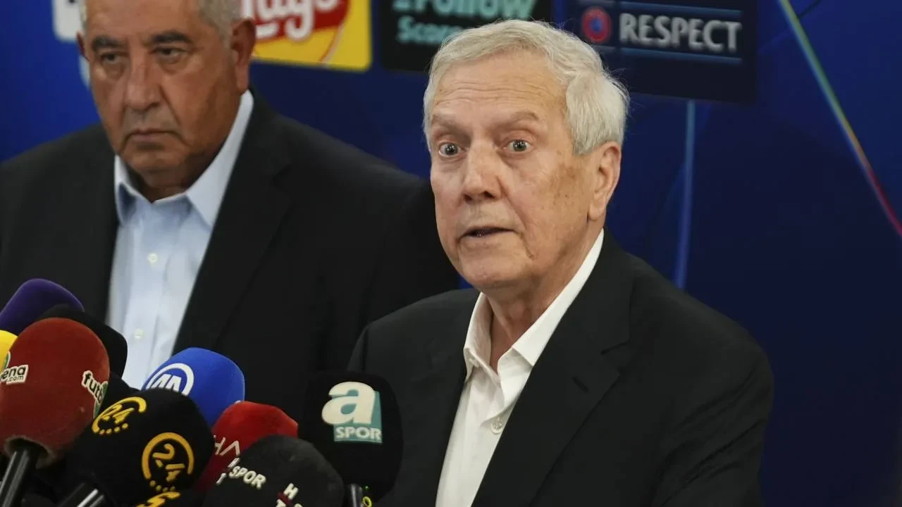 Aziz Yıldırım'dan Emre Bol'a sert cevap! Yaz Yıldırım ile ilgili sözlerine yanıt geldi: "Kızımı kirli tartışmalarına alet etme"