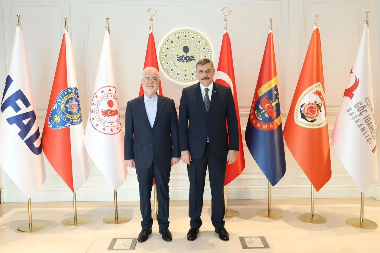 Bakan Çiftçi'den Ankara'da kritik temas: İranlı mevkidaşıyla görüştü
