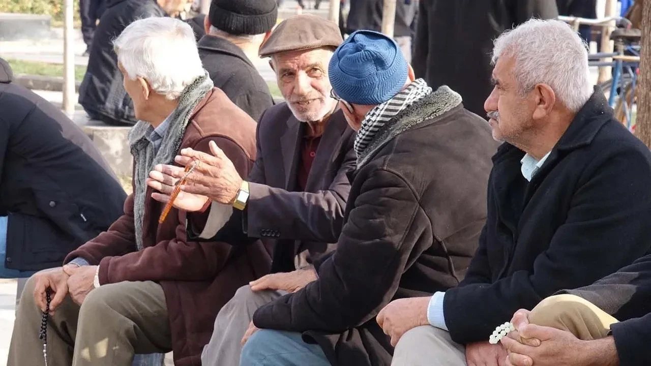 Belediye başkanı duyurdu! Emeklilere yüzde 50 indirimli