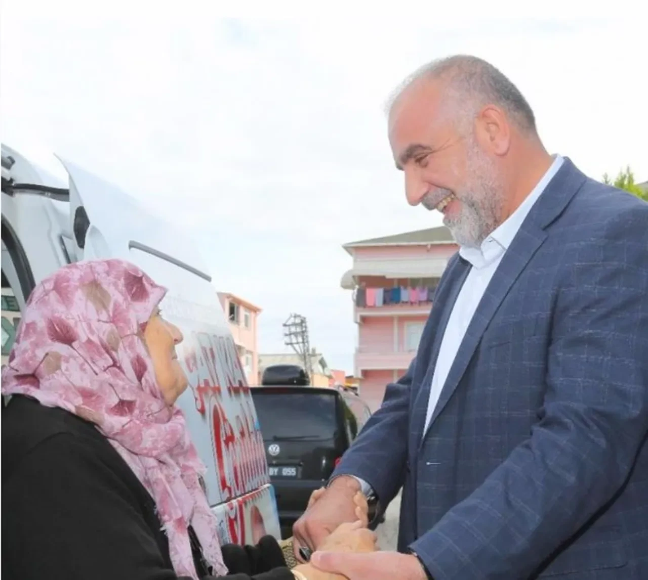 Belediye başkanı duyurdu: Emeklilere yüzde 50 indirimli
