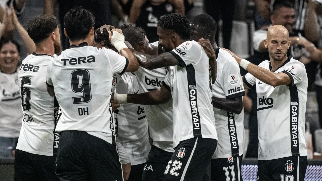 Beşiktaş'tan kadro paylaşımı! Marsilya maçı öncesinde oyuncular açıklandı
