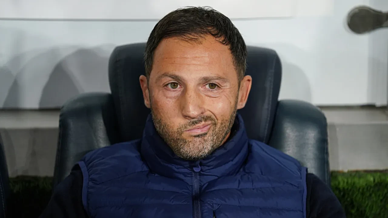 Bologna'da Domenico Tedesco dönemi 4 maçta bitti! İlk açıklama tesislerin önünde geldi