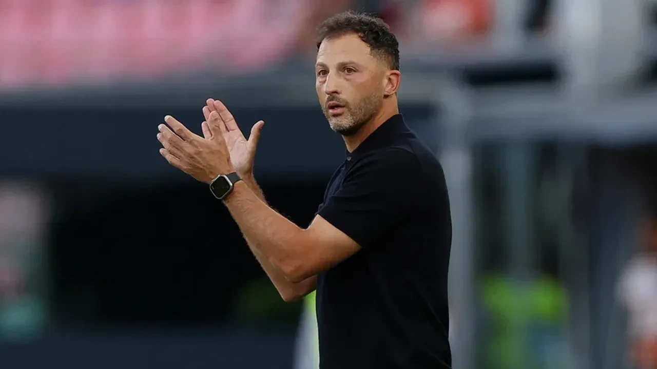 Bologna'da Domenico Tedesco dönemi 4 maçta bitti! İlk açıklama tesislerin önünde geldi