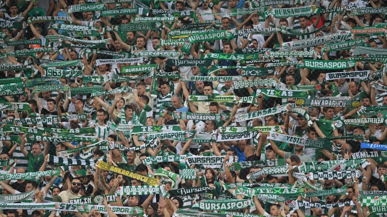 Bursaspor Başkanı Enes Çelik'ten Batman Petrolspor maçı öncesinde sert açıklama! "Gerekirse ceza yeriz"