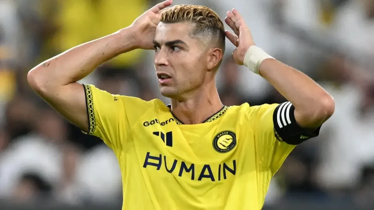Cristiano Ronaldo bir ilki başaracak! Al Nassr'ı satın alıyor: Ödenecek ücret belli oldu