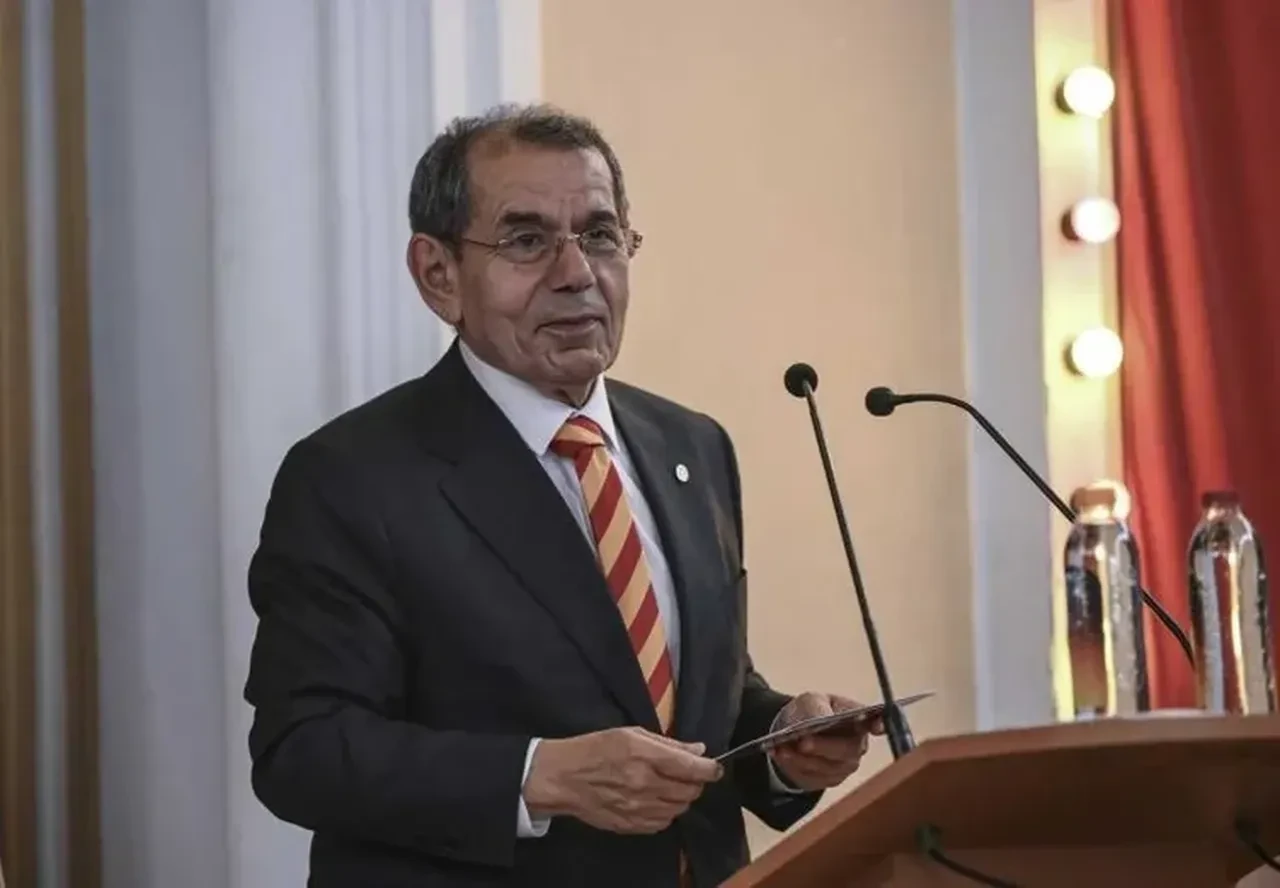 Dursun Özbek'ten dikkat çeken transfer itirafı! '50 milyon euroya patlardı...'