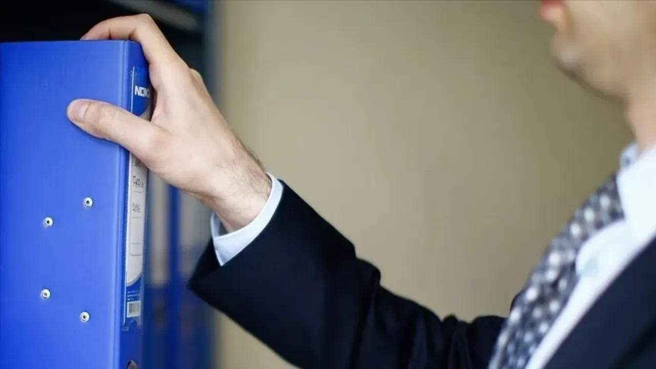 Duyan e-Devlet'e koşuyor: Binlerce kişinin beklediği kamuda istihdam süreci başladı
