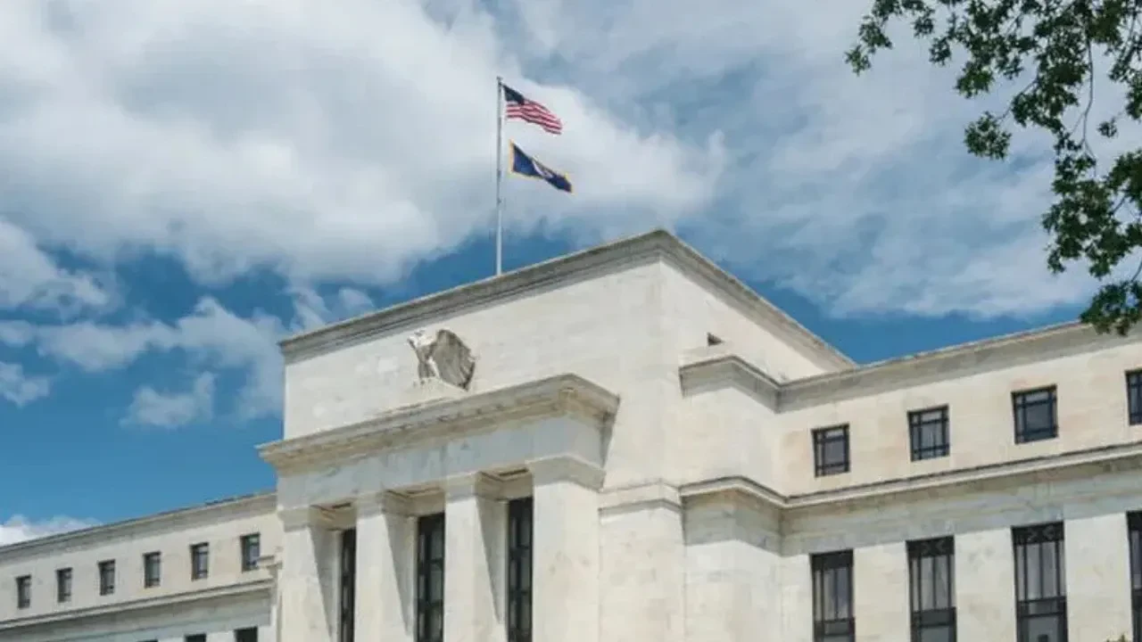 Fed’in faiz kararı piyasaları nasıl sarsacak? Dolar, altın ve borsada kritik senaryolar