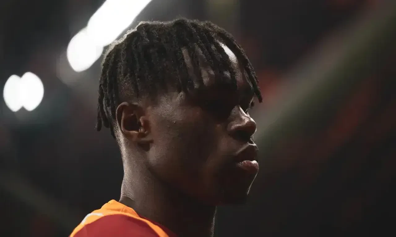 Galatasaray'da gözden düşen yıldızla yollar ayrılıyor! Menajerine 'kulüp bul' talimatı verildi