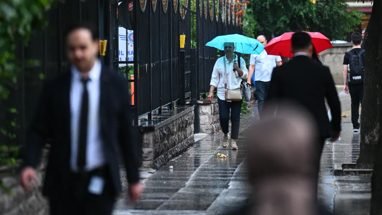 17 Eylül 2026 hava durumu | Meteoroloji'den 12 il için sarı kodlu uyarı: Kuvvetli sağanak geliyor 