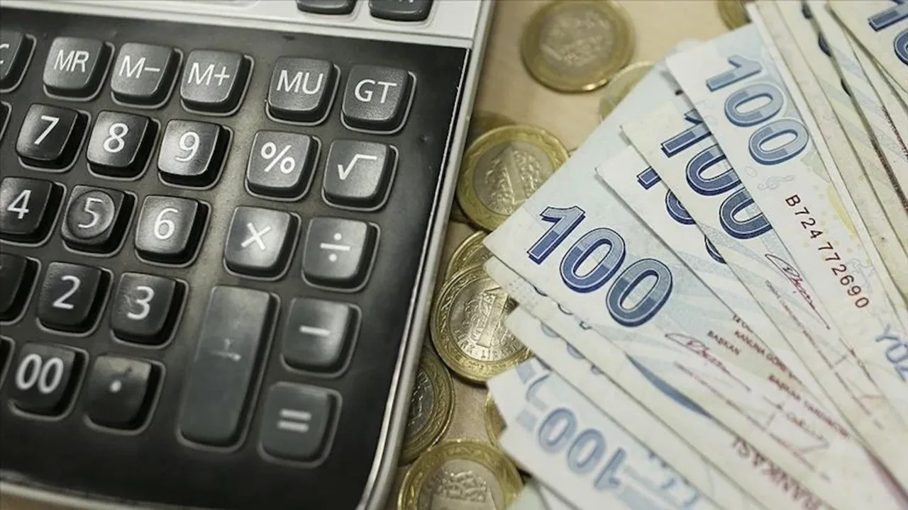 Bakan Şimşek sinyali verdi: Memur ve emekli için 4 farklı zam senaryosu