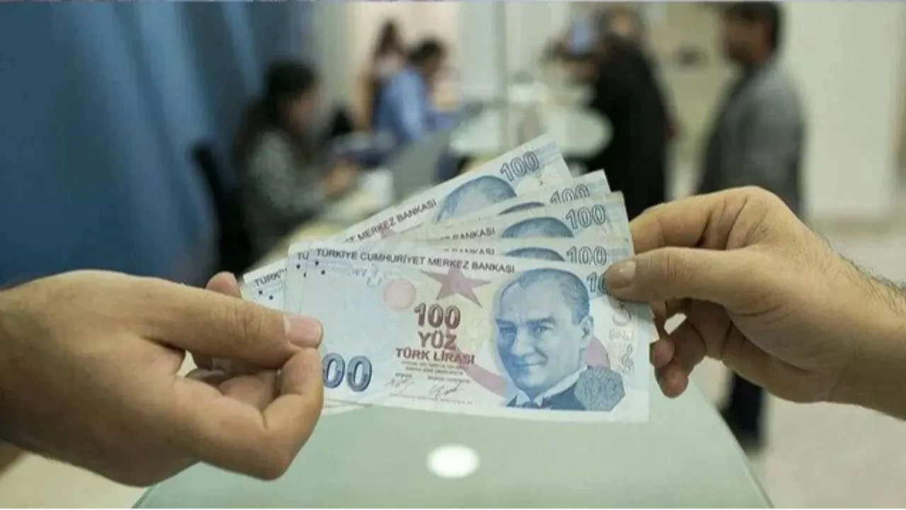 Bakan Şimşek sinyali verdi: Memur ve emekli için 4 farklı zam senaryosu