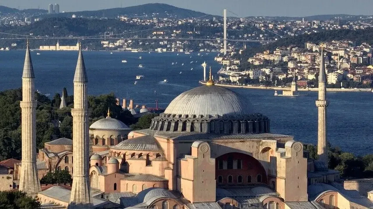 Bakan Ersoy’dan 8 yeni keşif müjdesi: Tarih yeniden yazılacak