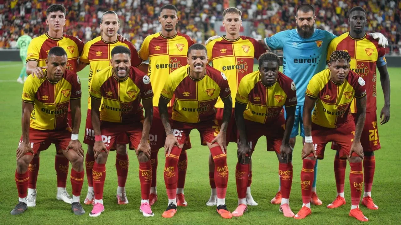 Göztepe'den Stanimir Stoilov kararı! Ligin dibine demir atmışlardı: Bulgar teknik adamla ilgili açıklama geldi